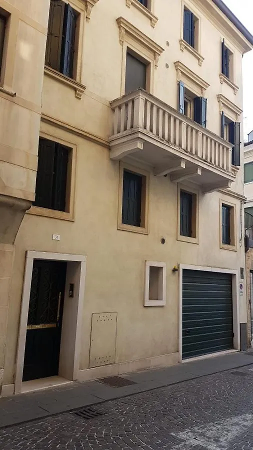 Interno 1 Διαμέρισμα Τρεβίζο